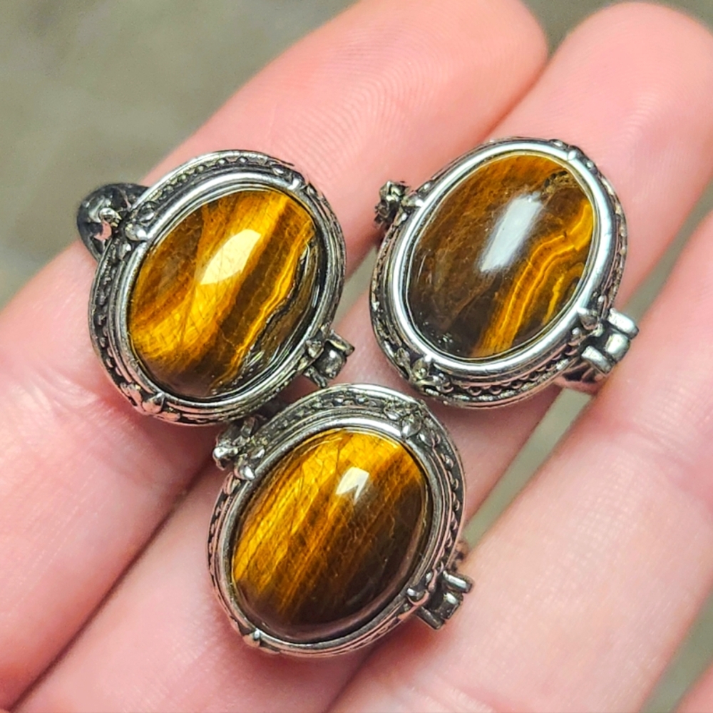 Natural Tigers Eye Poison Ring, Vintage Style Adjustable Crystal Jewlery